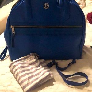 LULULEMON BOWLING GYM BAG